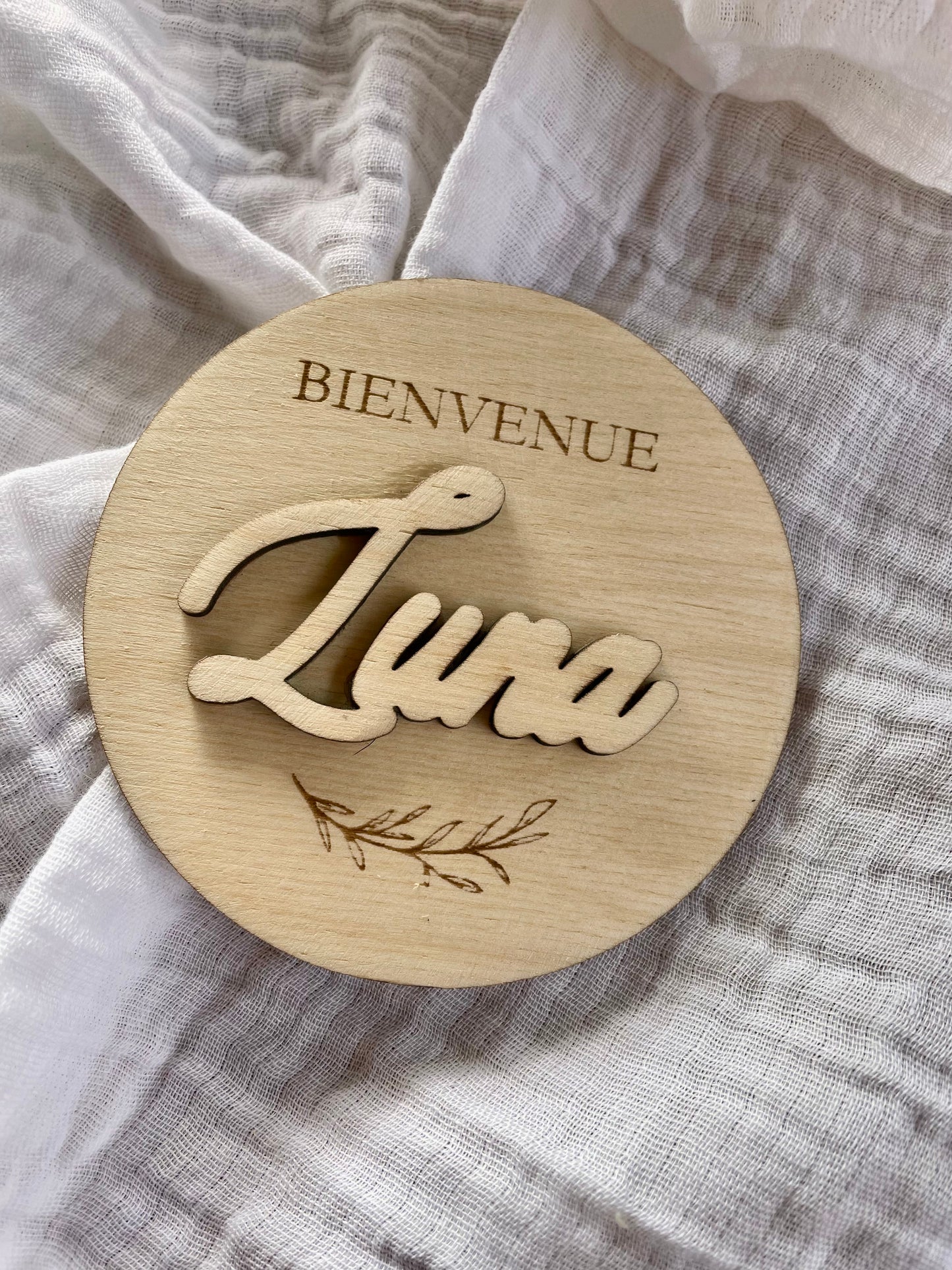 Carte de bienvenue bébé en bois