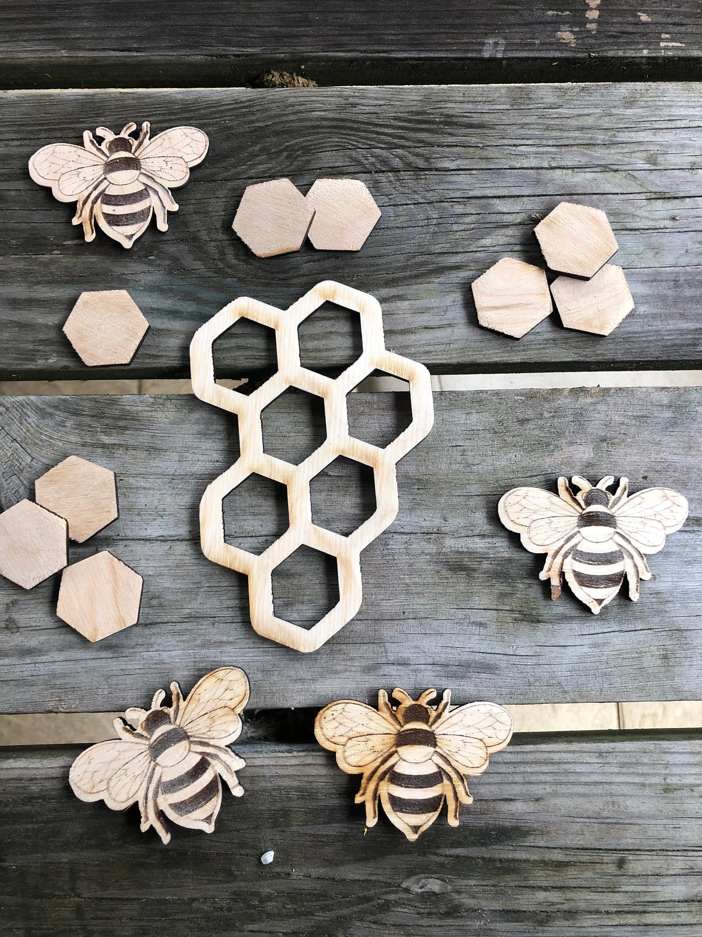 Lot d’accessoires thème abeilles