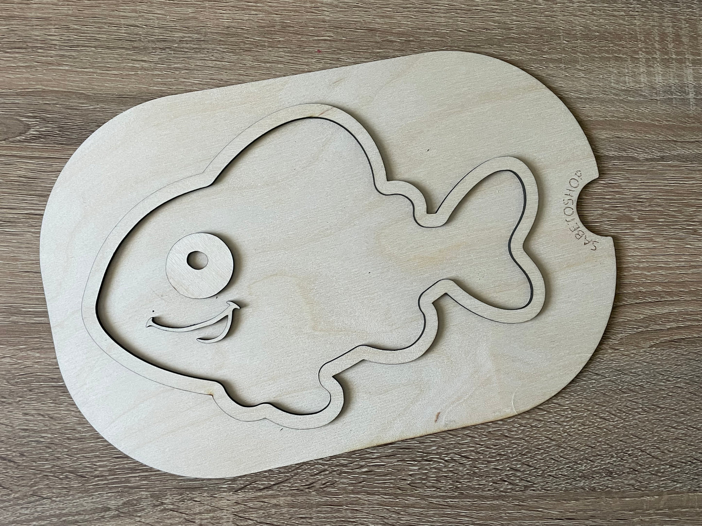 Insert du poisson à remplir