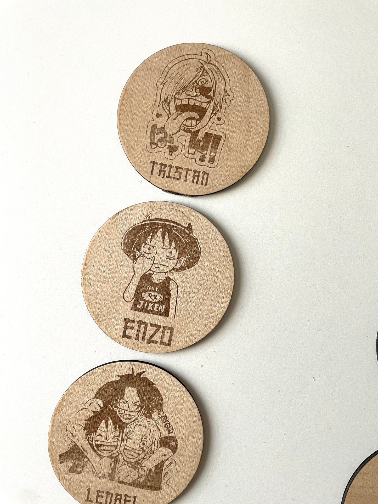 Lot de 29 sous verres ONE PIECE
