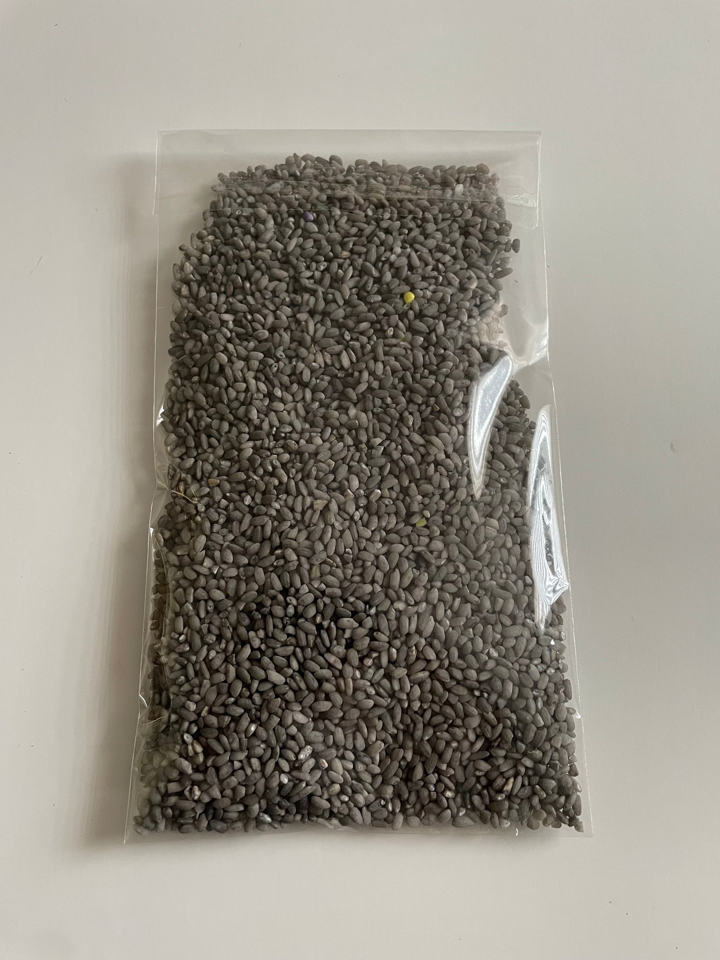 Riz coloré gris