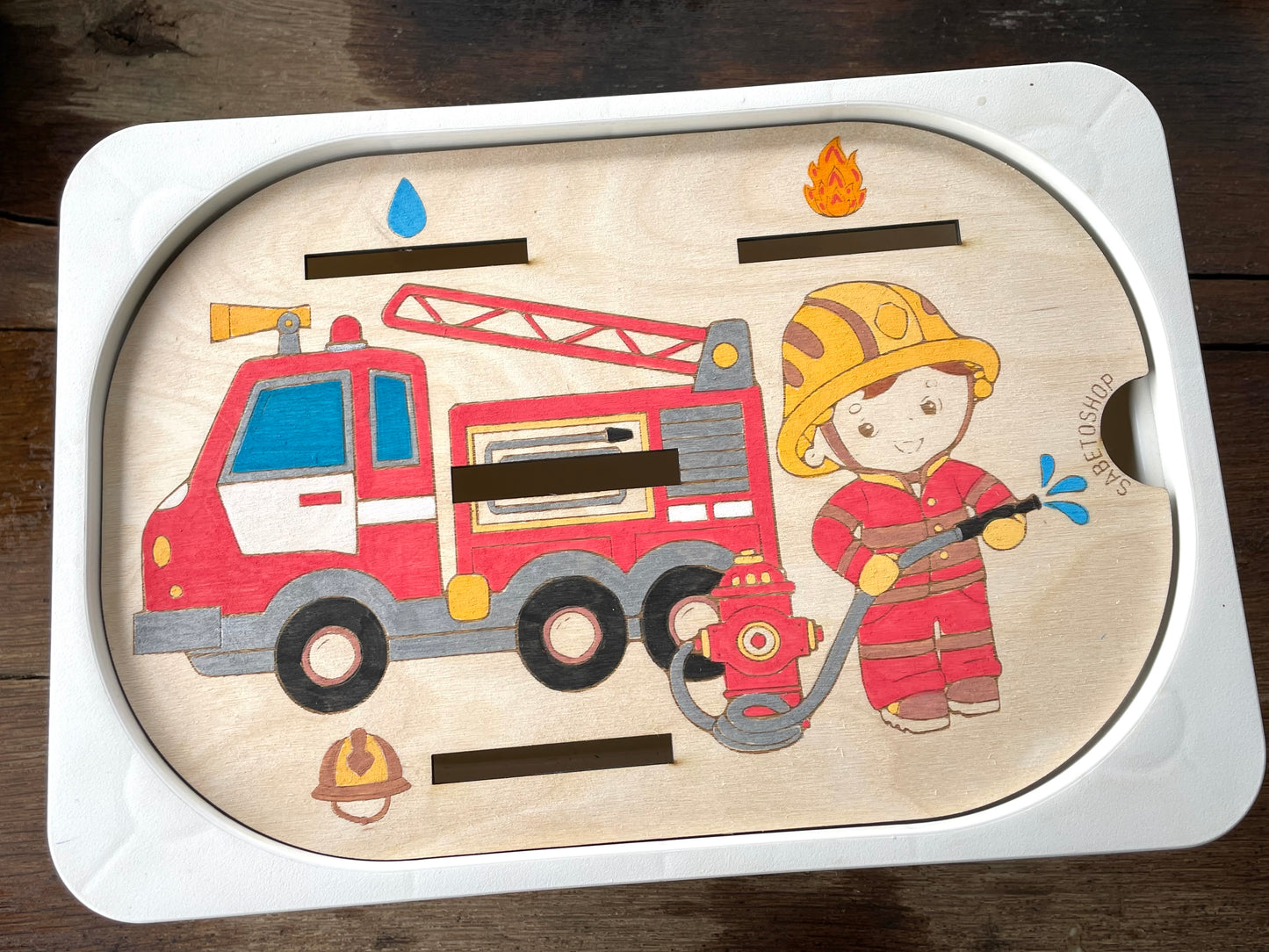 Insert le camion de pompier 🚒