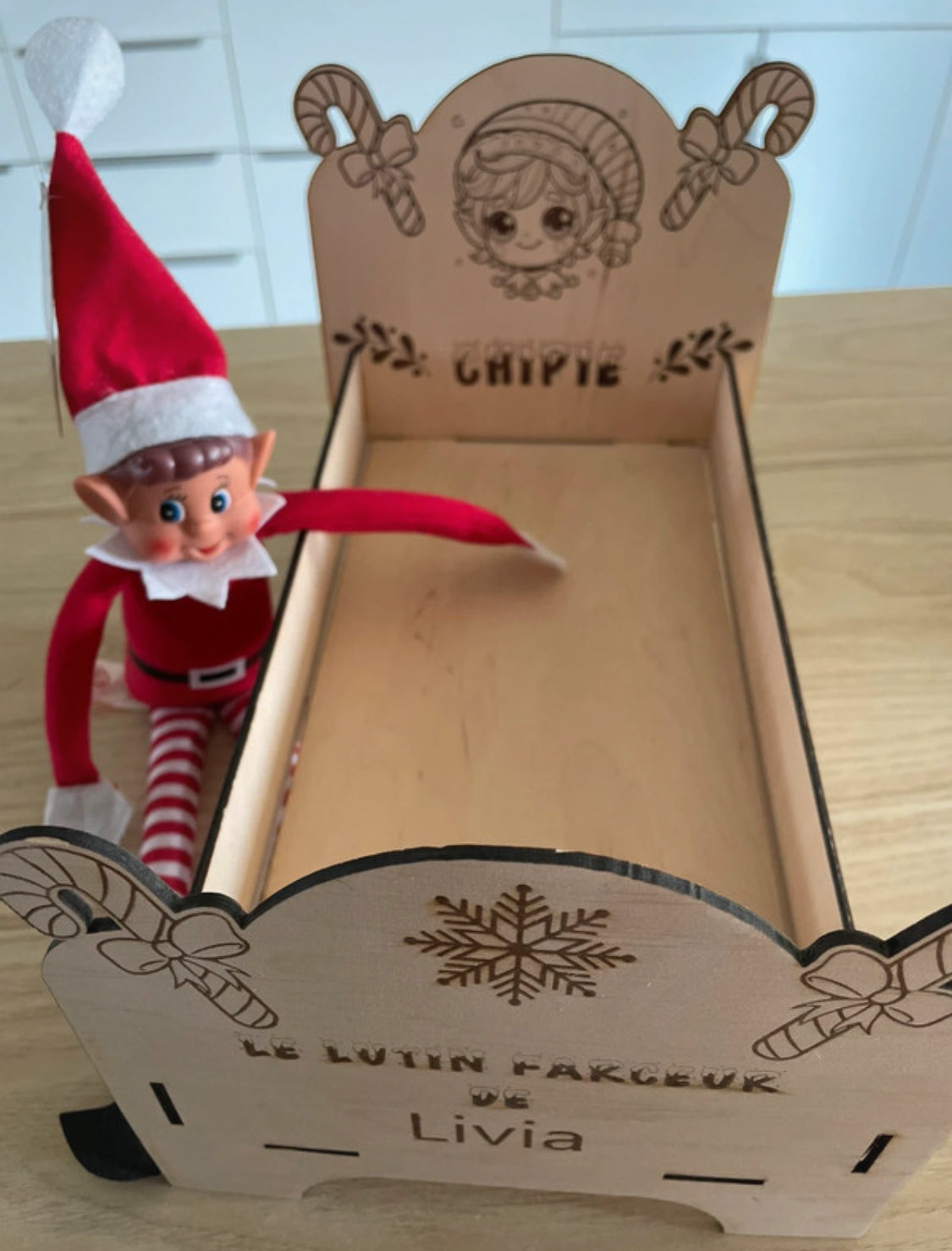 Lit en bois personnalisé pour lutin farceur
