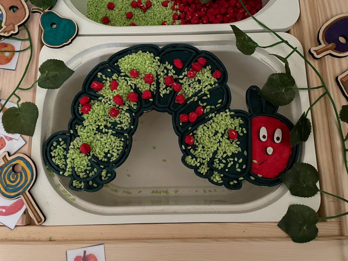 La collection complète «  la chenille qui fait trous »