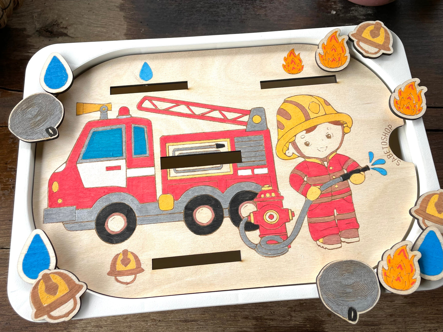 Insert le camion de pompier 🚒