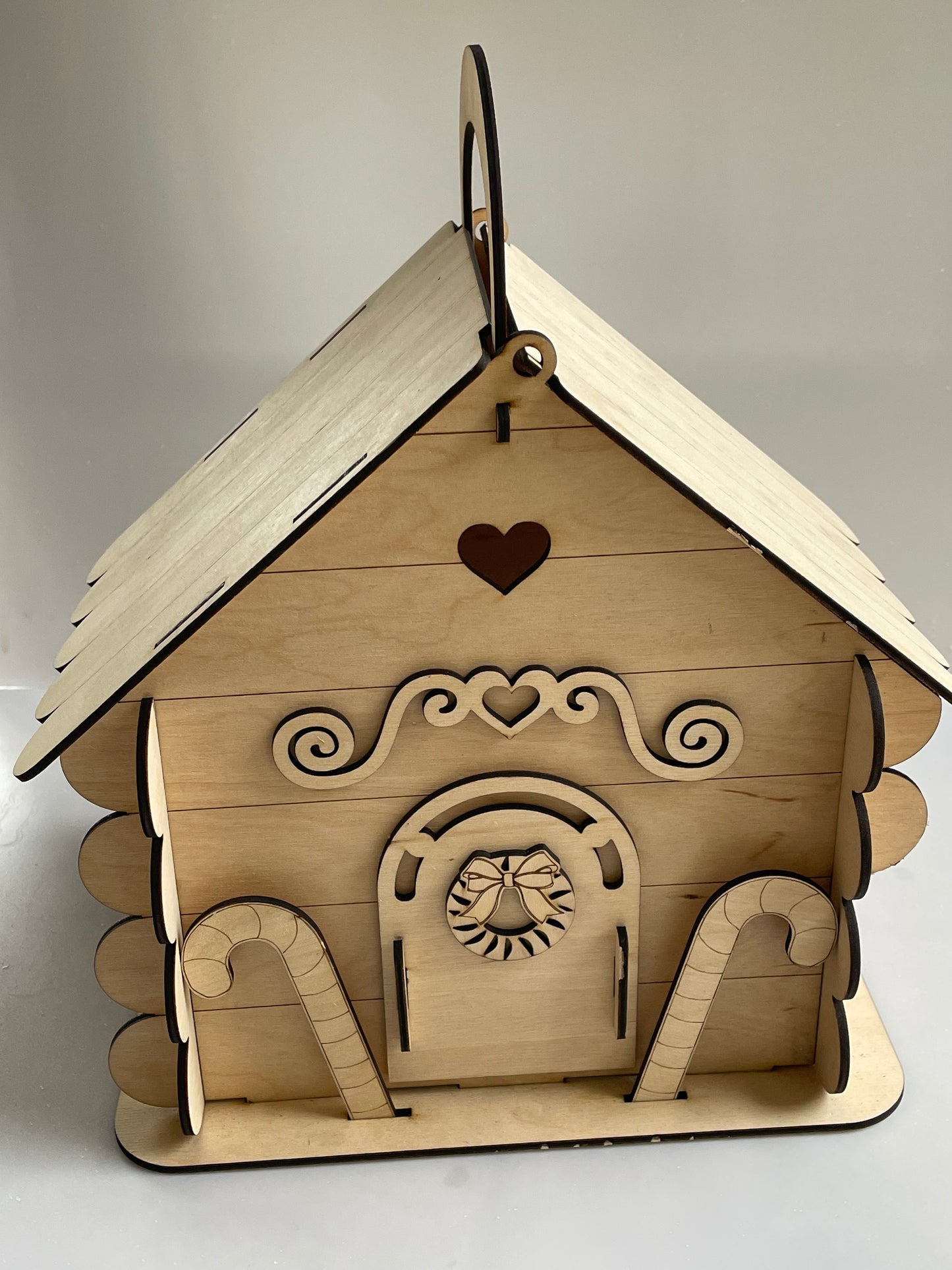 Maison en bois – Modèle Pain d’Épices / Noël