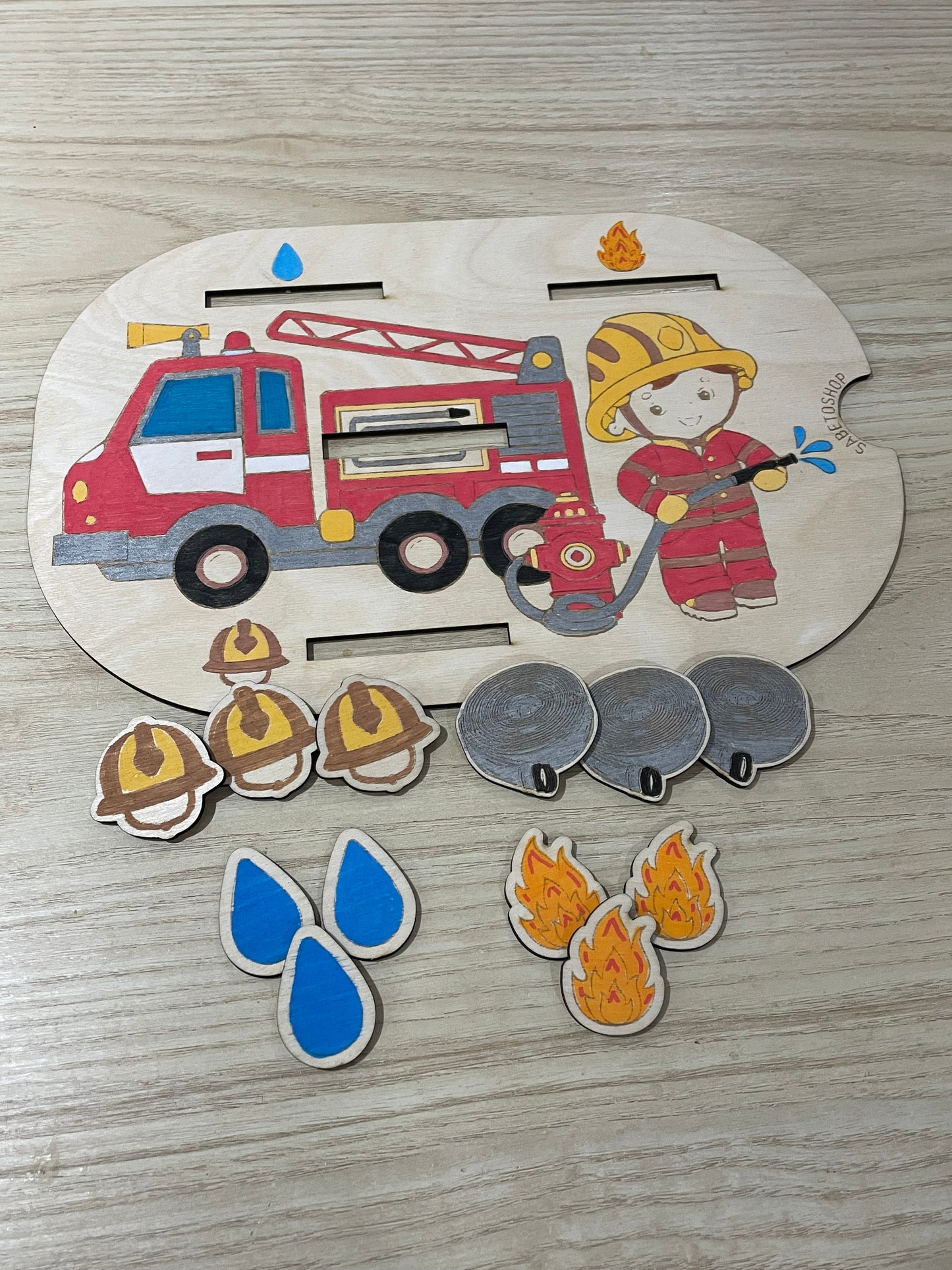 Insert le camion de pompier 🚒