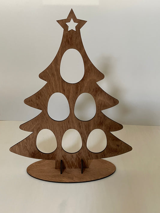 Sapin porte-chocolats en bois – spécial Kinder Surprise