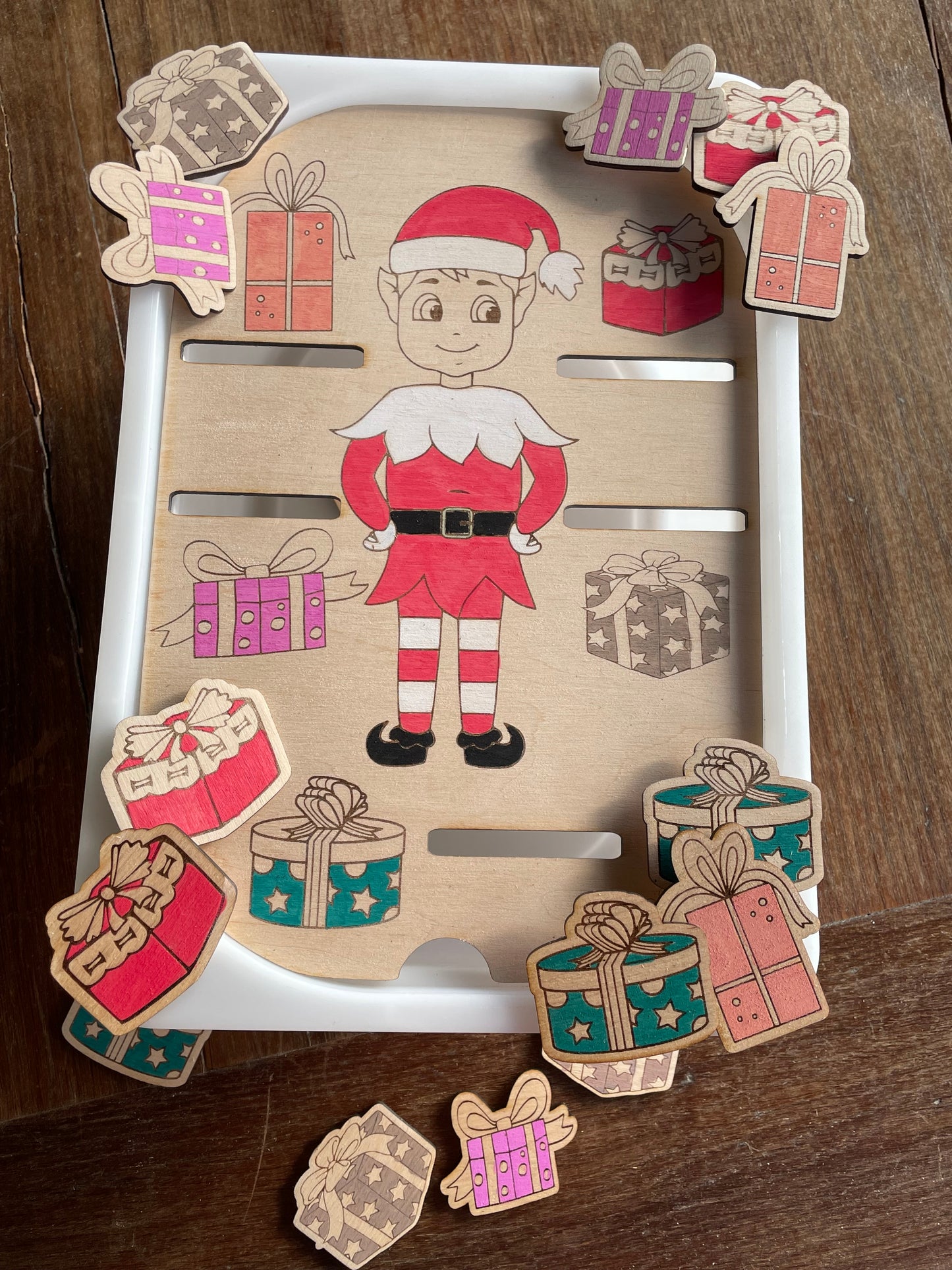 Insert du lutin et ses cadeaux