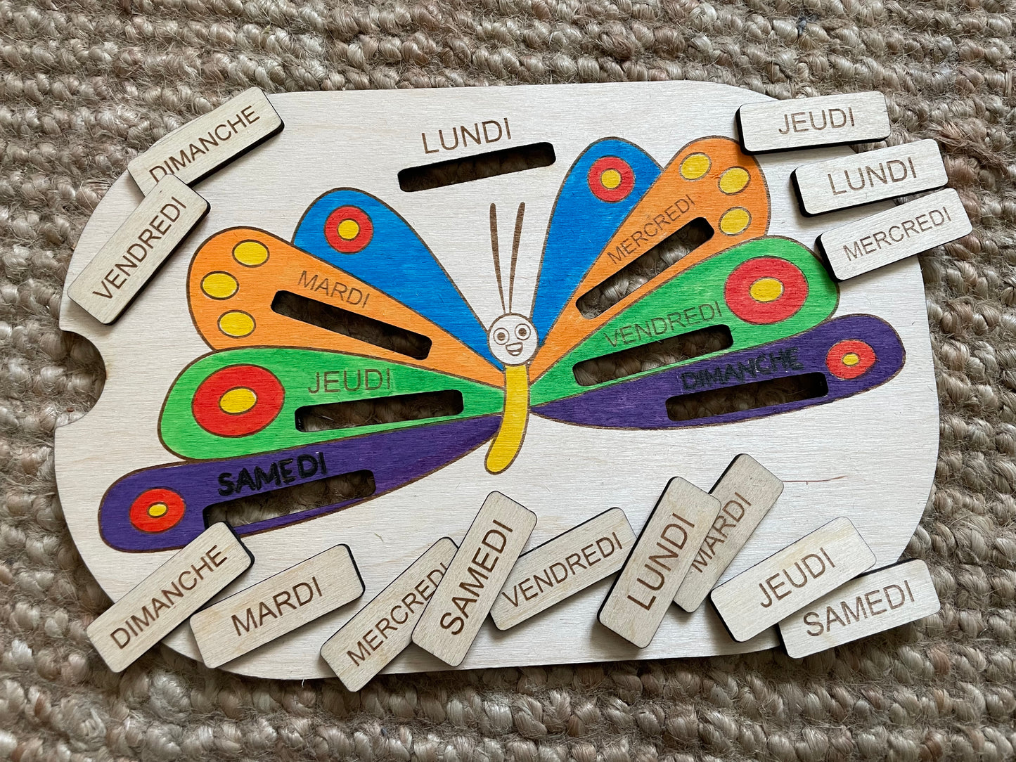 🦋 Insert “Les jours de la semaine” – papillon pédagogique