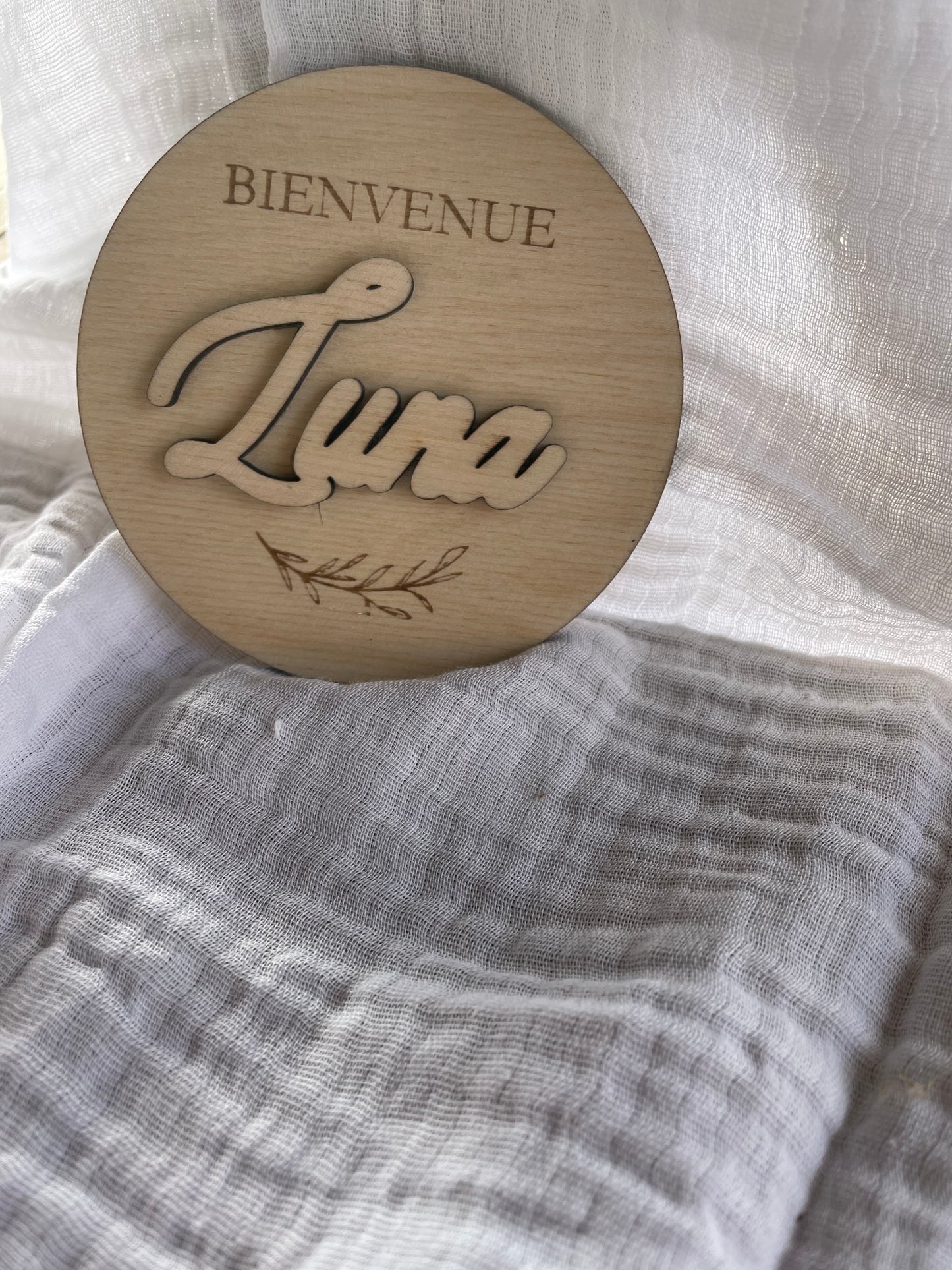 Carte de bienvenue bébé en bois