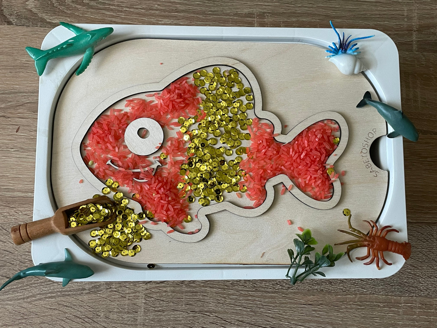Insert du poisson à remplir